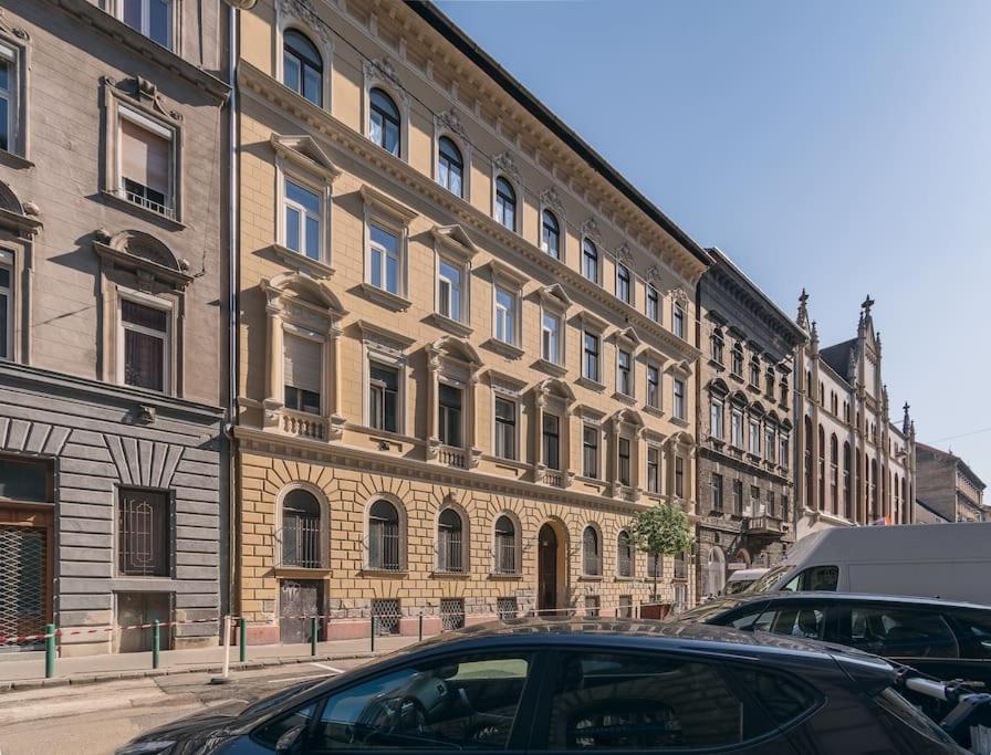 Budapest Design Condo By Nw Bagian luar foto