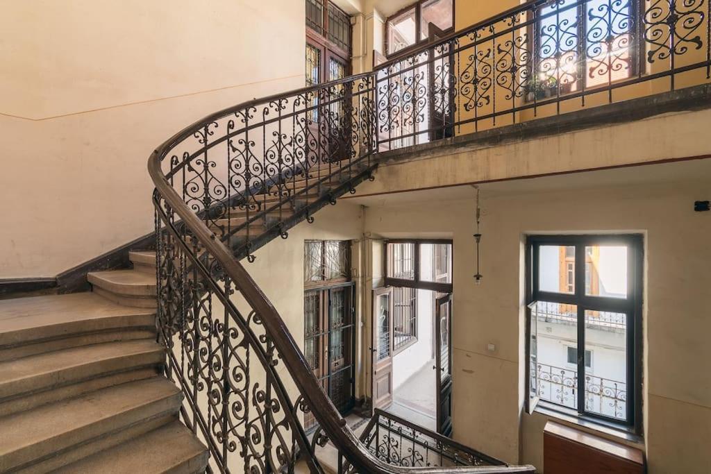 Budapest Design Condo By Nw Bagian luar foto